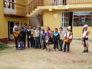 hauseigener kinderchor - los niños del inti cantan
